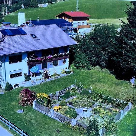 Schoene Unterkunft Mit Parkplatz Und Bikergarage Ohne Kueche ミッセン・ヴィルハムス エクステリア 写真